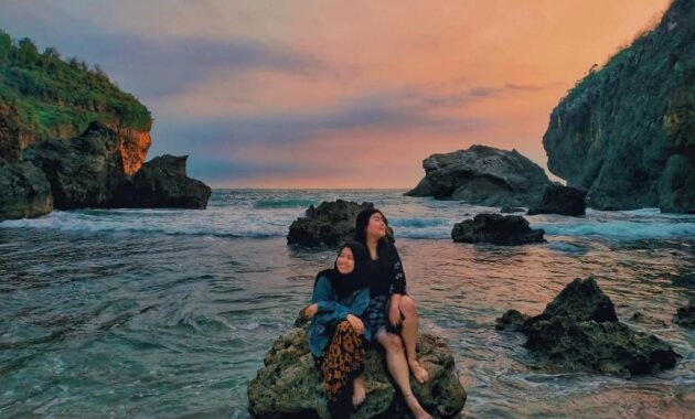 10 Foto Pantai Wohkudu Jogja 2020 Harga Tiket Masuk Gunung ...