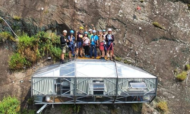 10 Gambar Hotel Gantung Purwakarta 2021 Berapa Harga Penginapan