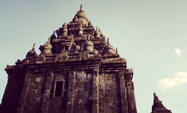 10 Gambar Candi Sojiwan Klaten, Harga Tiket Masuk, Sejarah 
