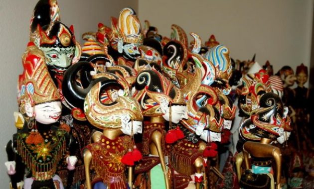 15 Souvenir Khas Bandung Jawa Barat Murah Cibaduyut Harga Toko Dari Sunda Unik