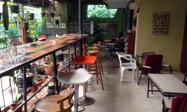 10 Tempat Ngopi di Jakarta Timur, Coffee Shop Kedai Warung