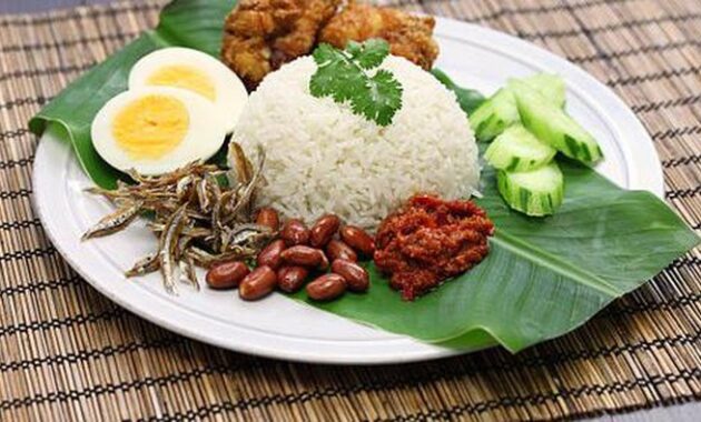 10 Makanan Khas Malaysia Aneka Masakan; Nasi Lemak Enak 